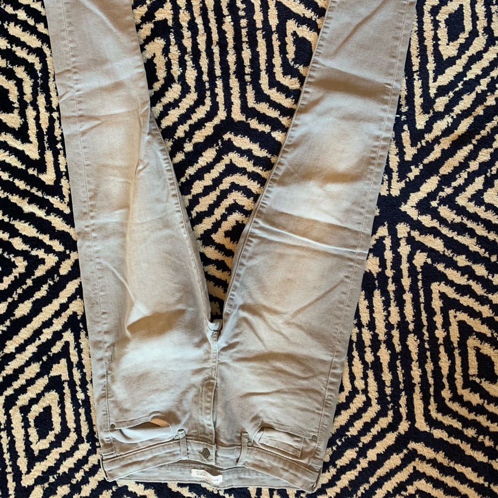 Banana Republic Light Gray Denim Skinny Ankle Jean